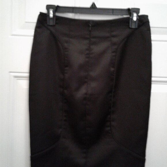 Forever 21 Black Mini Bodycon Skirt Size M - Picture 1 of 4